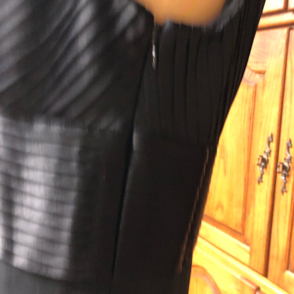 🎉🎉HOST PICK🎉🎉 ANNE KLEIN - Black 100% Silk Evening Dress - Picture 3 of 6